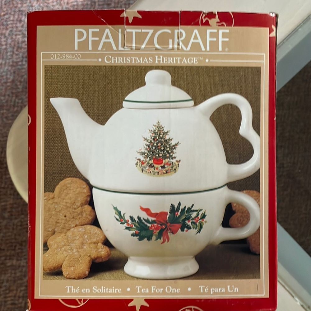 Pfaltzgraff Christmas heritage tea for one